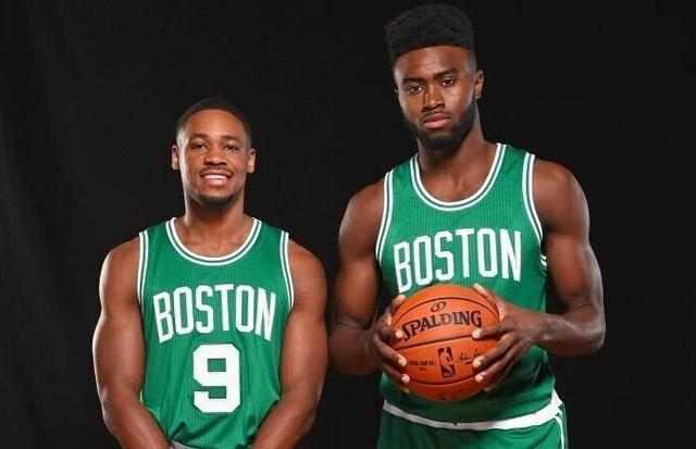 曼奇尼谈带伤比赛：除非把我腿弄断，否则别想让我离场（曼奇尼谈伤中坚持：非断腿不下场）