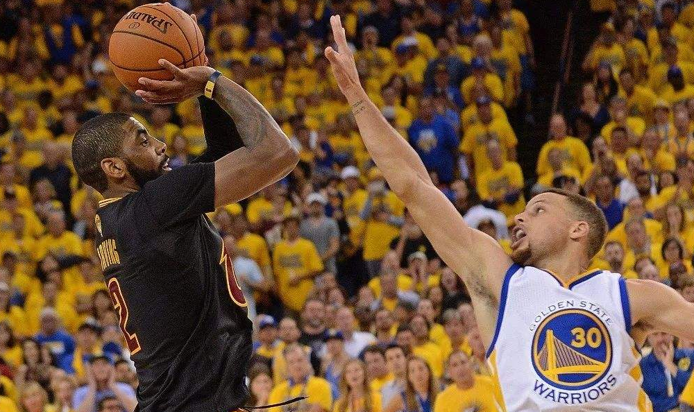 皇马后卫伤6个停2个，下轮西甲或只有2名正印一线队后卫可用（皇马后防告急：六伤两停，下轮西甲或仅剩两名一线队正印后卫可用）