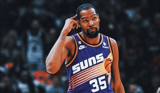 TA：皇马寻求引进后卫和中场；他们愿听取对罗德里戈的报价（TA：皇马寻求补强后卫与中场，同时对罗德里戈报价持开放态度）