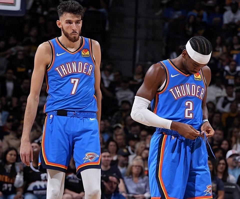 许尔勒：踢球的各种要求让我觉得不是我的生活，所以选择退役（许尔勒：足球的种种要求让我觉得这不是我想要的生活，因而选择退役）