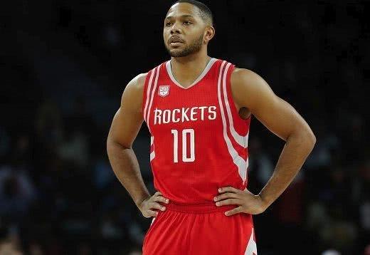 莫斯克拉：人们梦想赢得欧冠是正常的，但现在是11月赛季还长（莫斯克拉：渴望欧冠夺冠很正常，但现在才11月，赛季还很漫长）